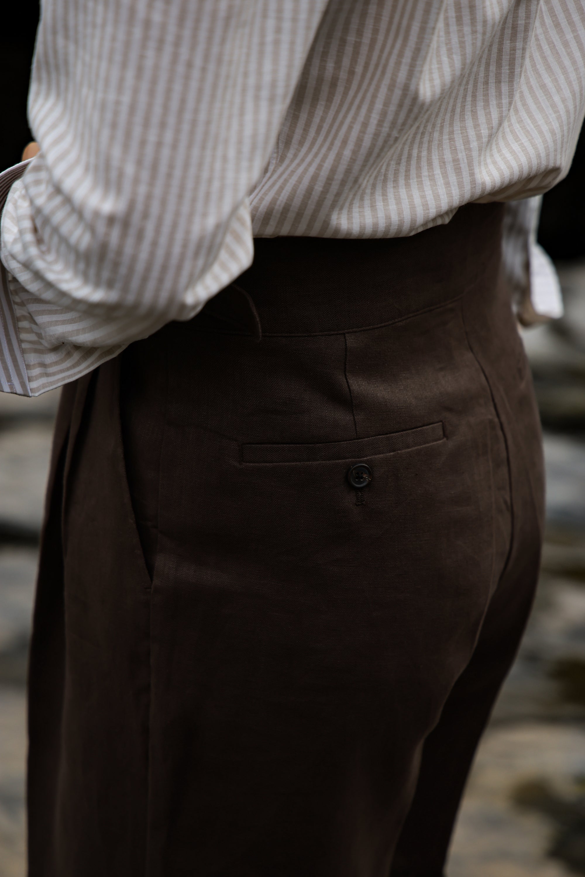 Ugentle Gurkha Linen Shorts — Brown