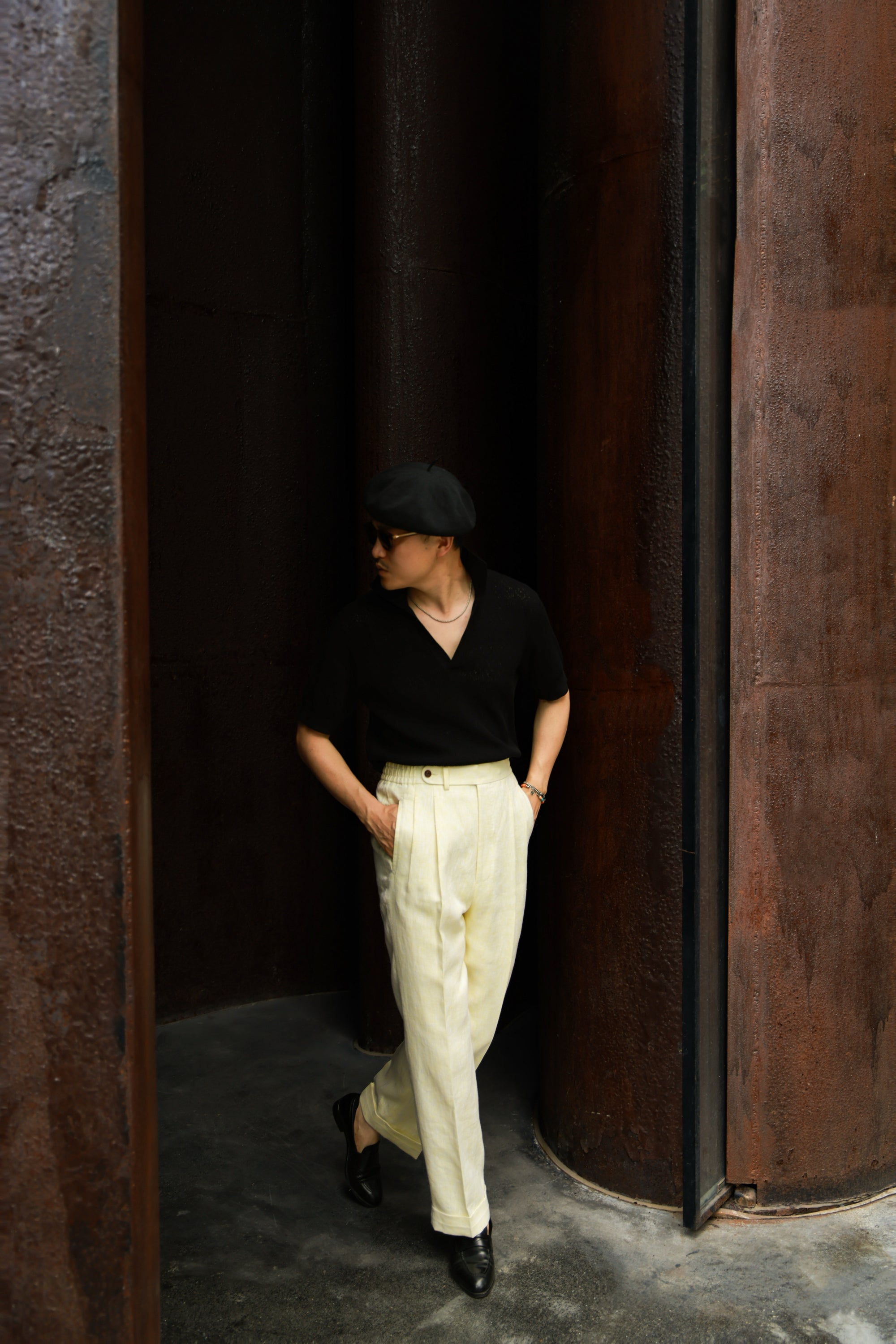 Ugentle Linen Trousers — Ivory