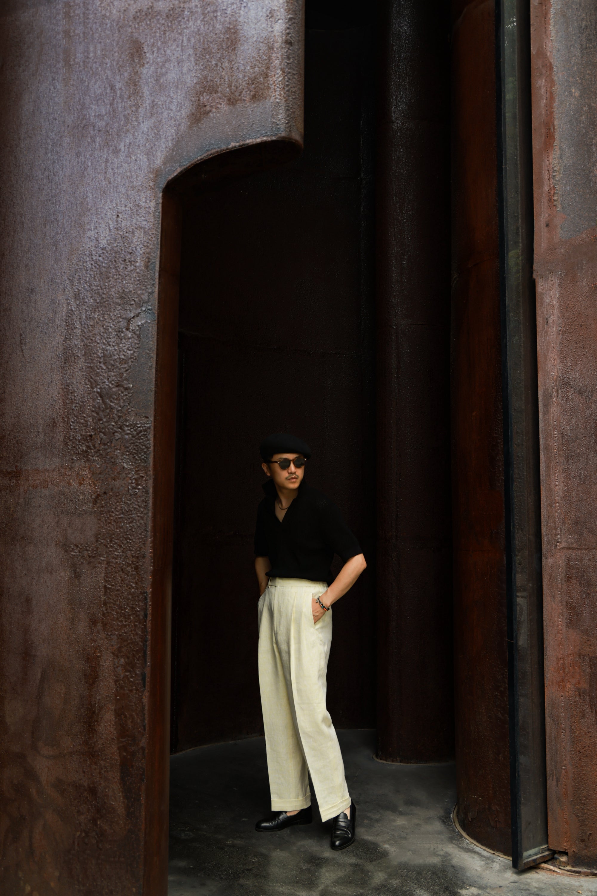 Ugentle Linen Trousers — Ivory